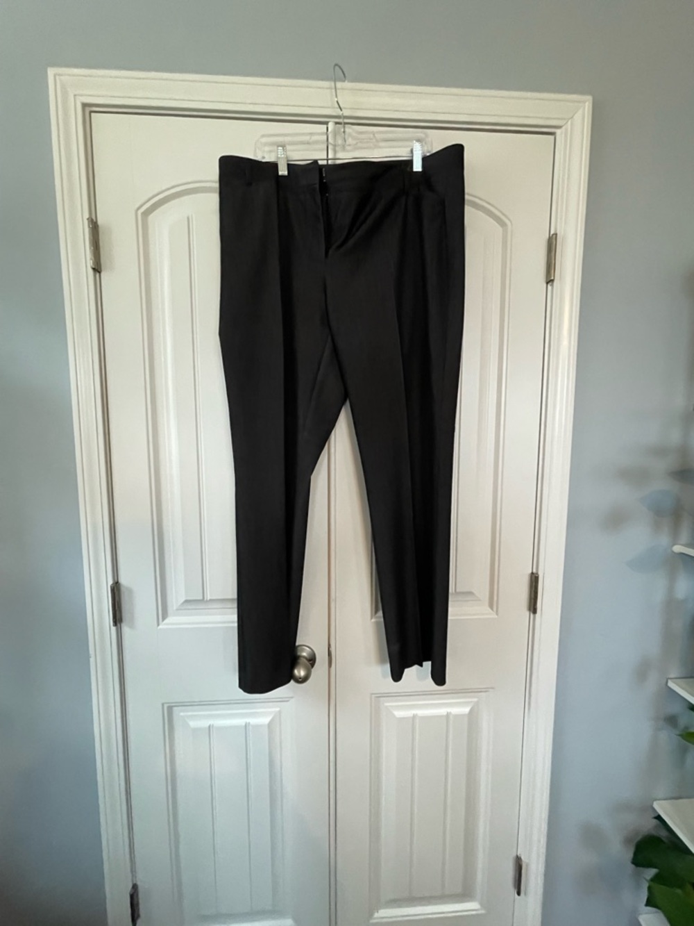 Calvin Klein Size 16 Women’s Gray Dress Pants - Classic Tailored Fit